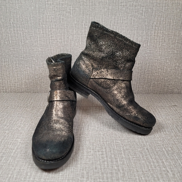 Frye Veronica Flex Leather Combat Moto Boots Black Gold Metallic Women's 7.5 - Picture 1 of 11